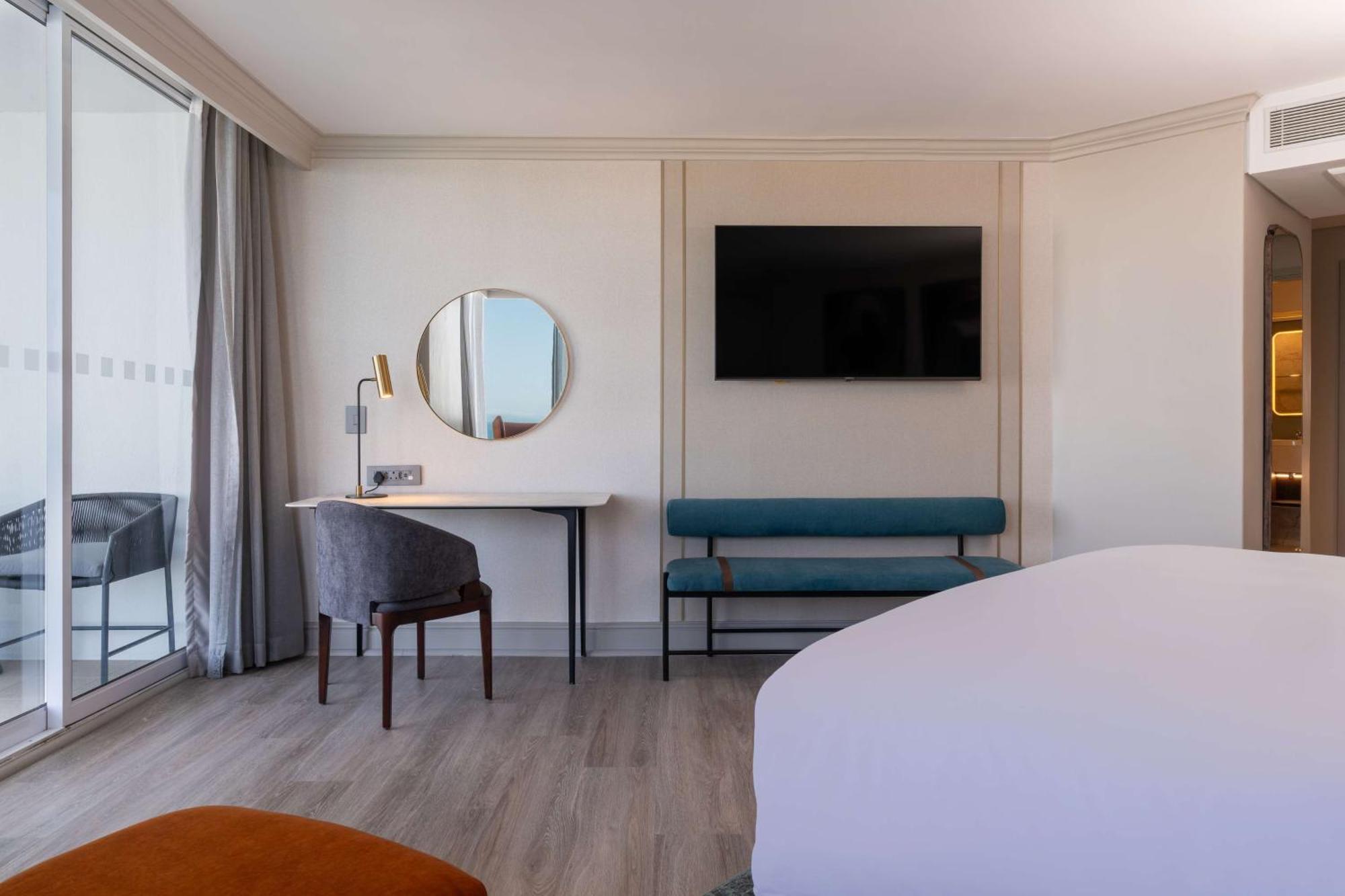 Radisson Collection Hotel, Waterfront Città del Capo Esterno foto A room at the hotel