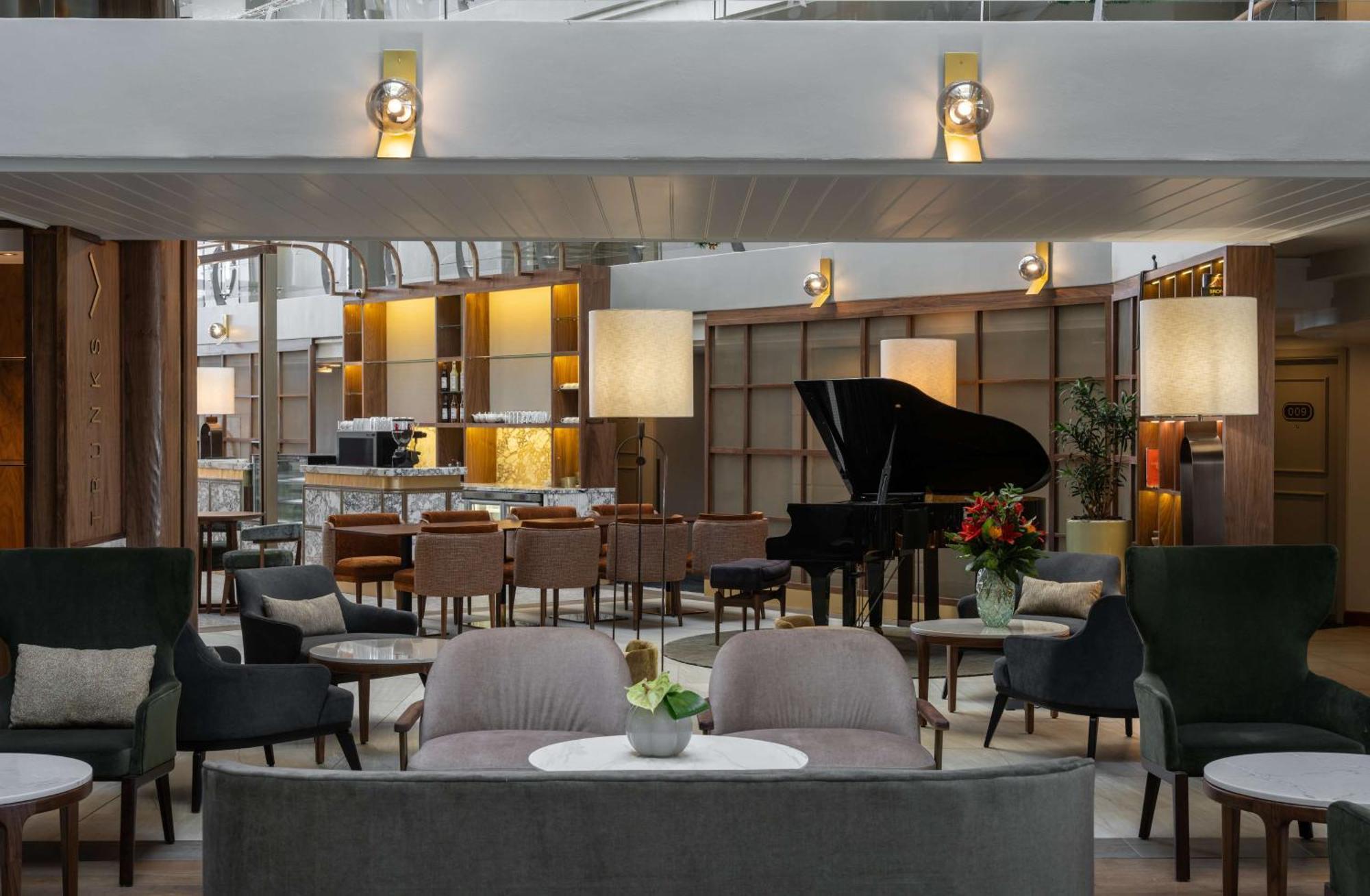 Radisson Collection Hotel, Waterfront Città del Capo Esterno foto The lobby of the hotel